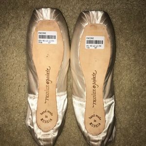 Russian Pointe encore size 40, w2, v2, FM